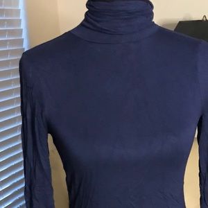 Women’s navy stretch neck.